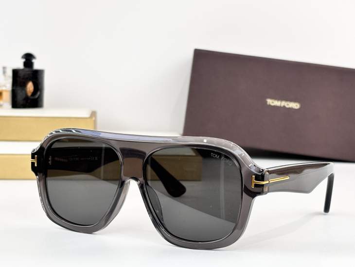 Picture of Tom Ford Sunglasses _SKUfw77669799fw